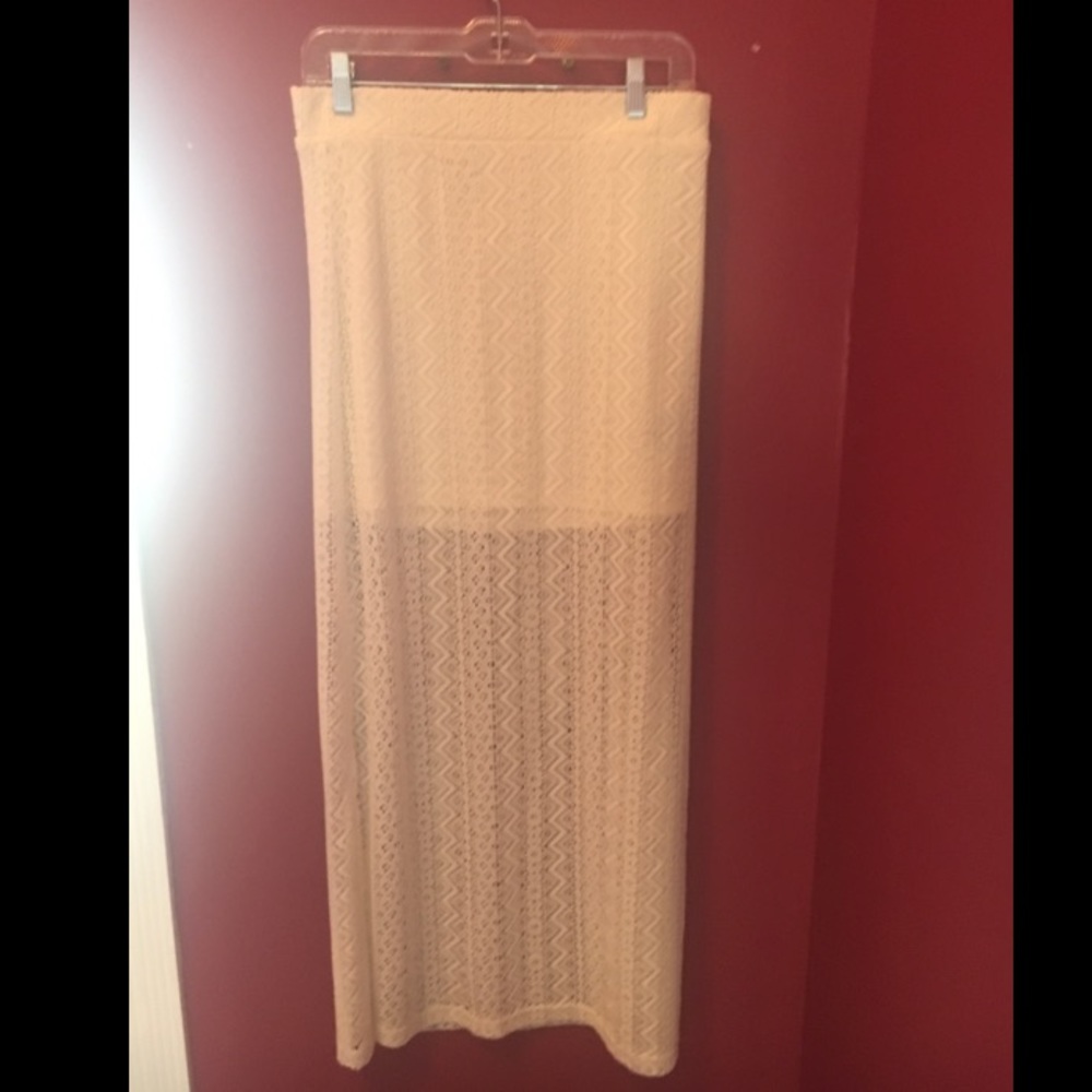Guess maxi skirt